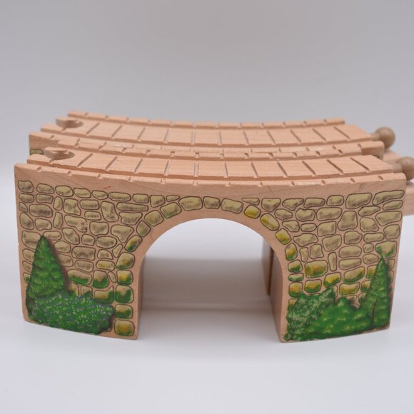 Arched Curved Viaduct Bridge Wooden Clickity Clack Thomas and Friends Trains - Picture 10 of 11